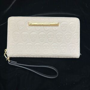 Betsey Johnson Cream Skull Pattern Faux Leather Wristlet
